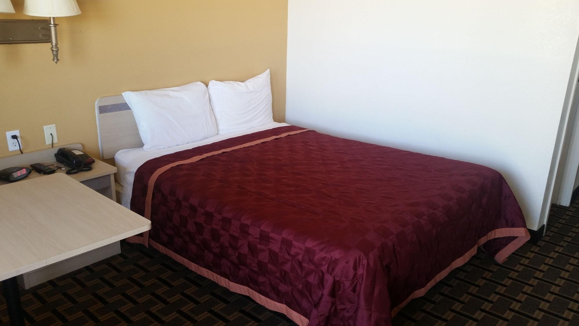 Americas Best Value Inn Amarillo Airport/Grand Street Exterior photo